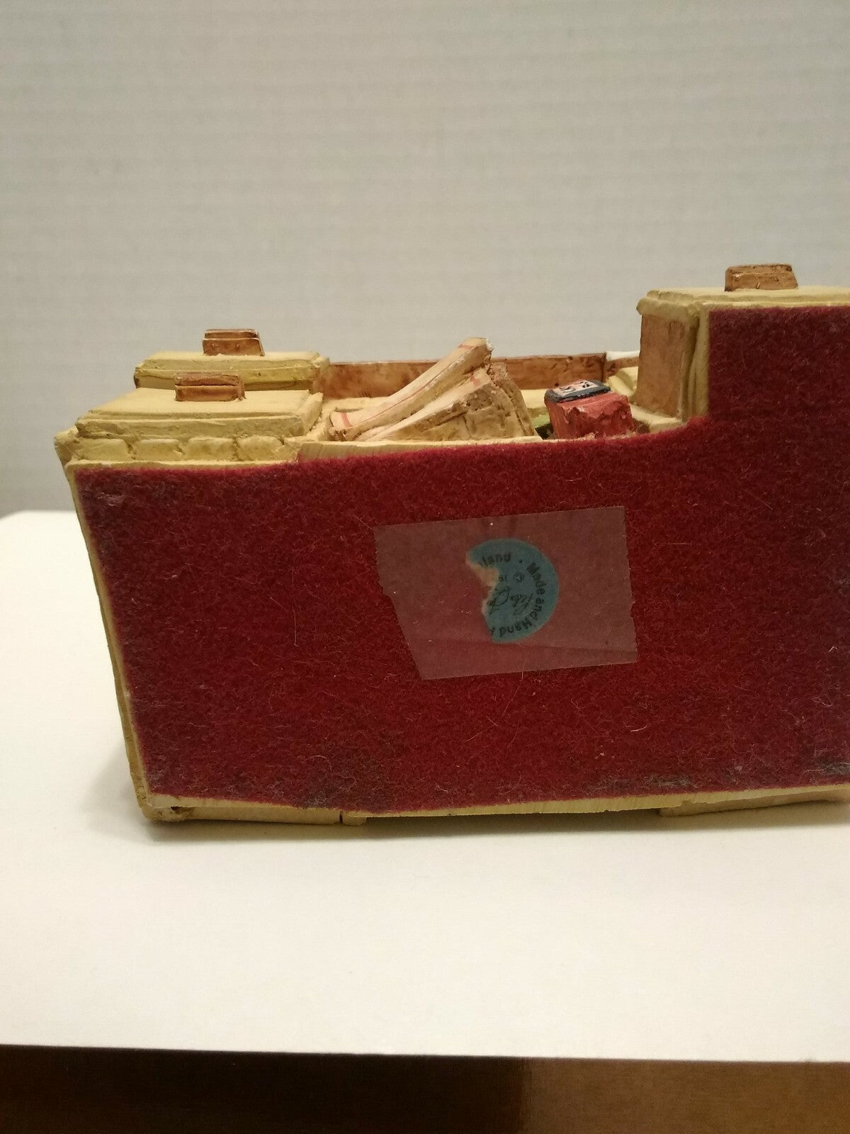 Miniature Ceramic Rolltop Desk With Cat