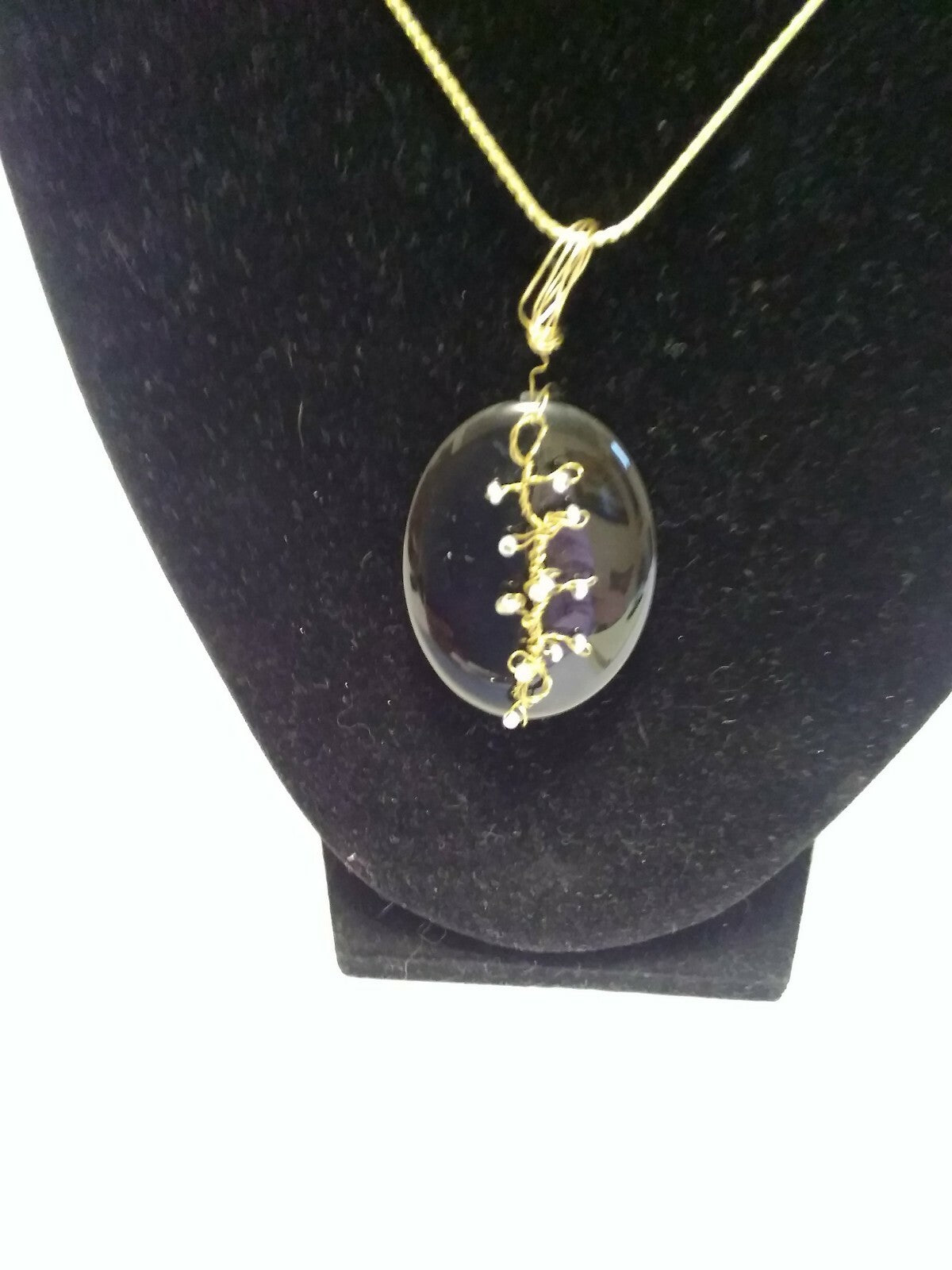 Oval Natural Black Pendant Necklace