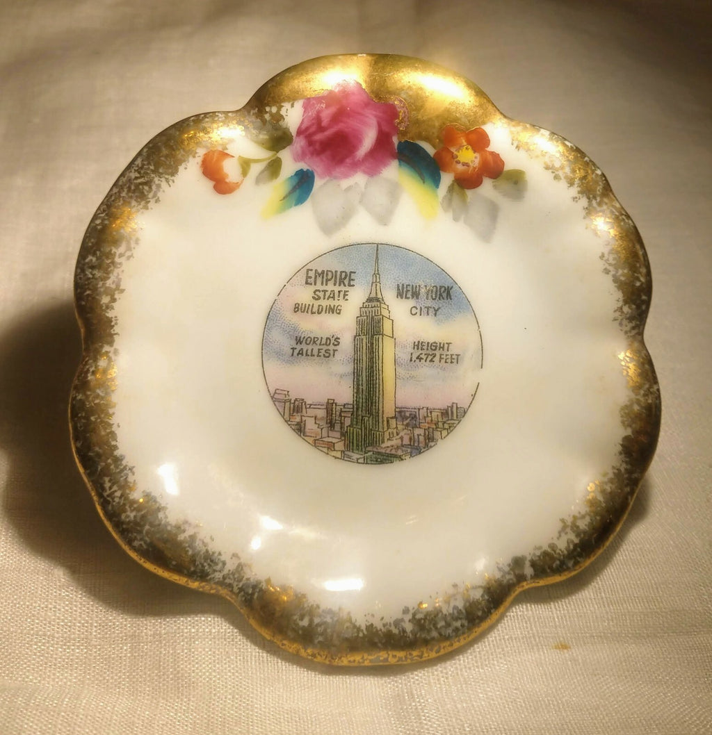Vintage Empire State Building World's Souvenir Saucer Gold Rim