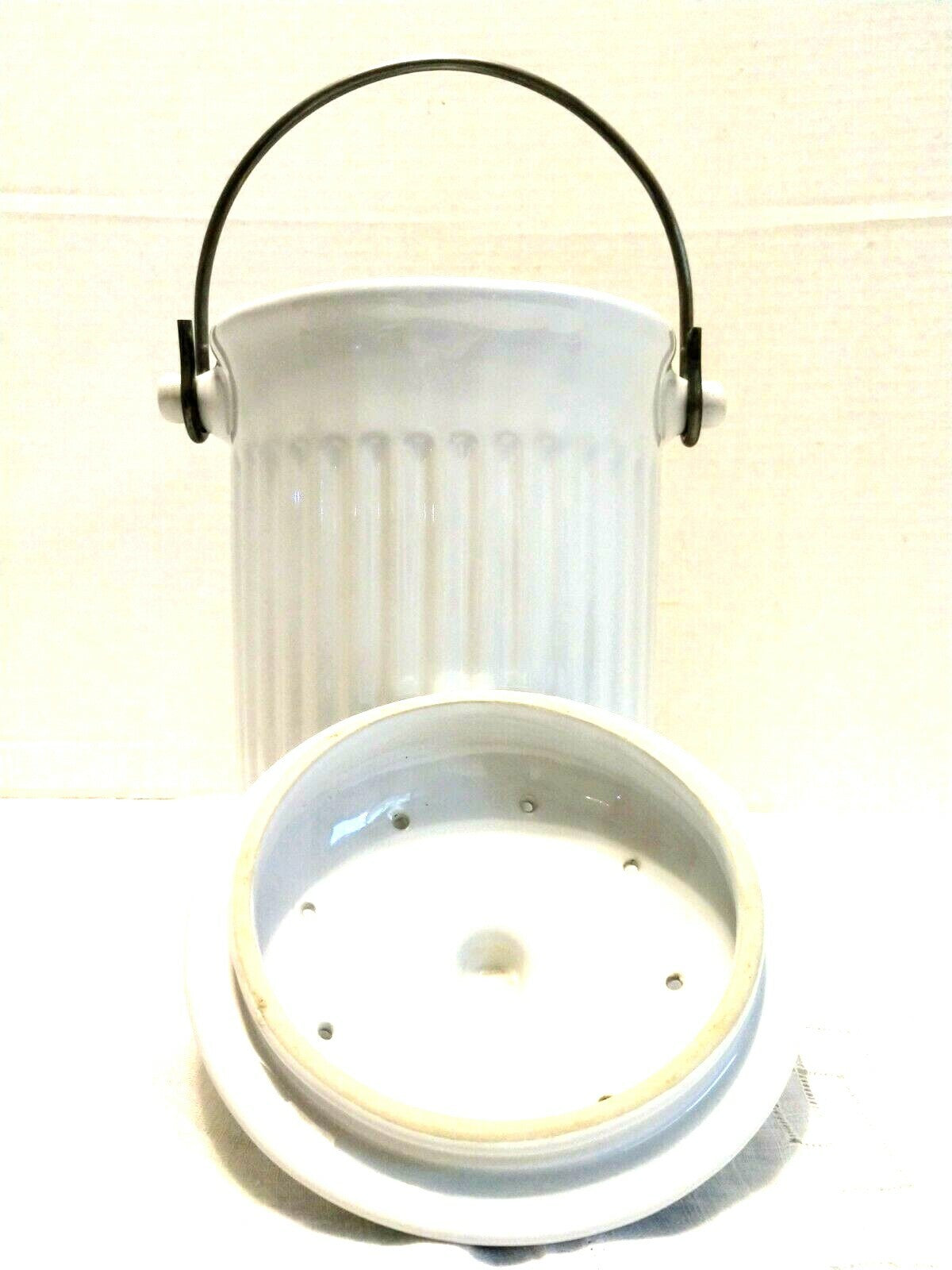 Kitchen Compost Container