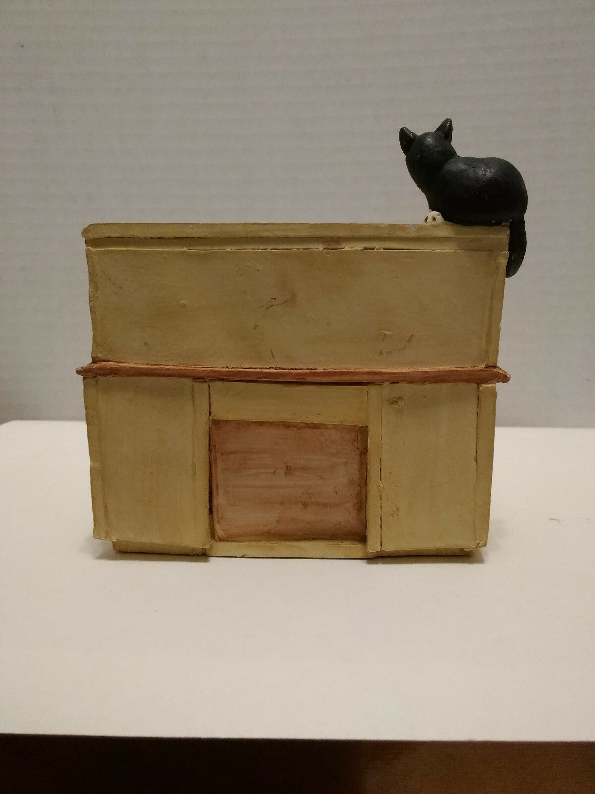 Miniature Ceramic Rolltop Desk With Cat
