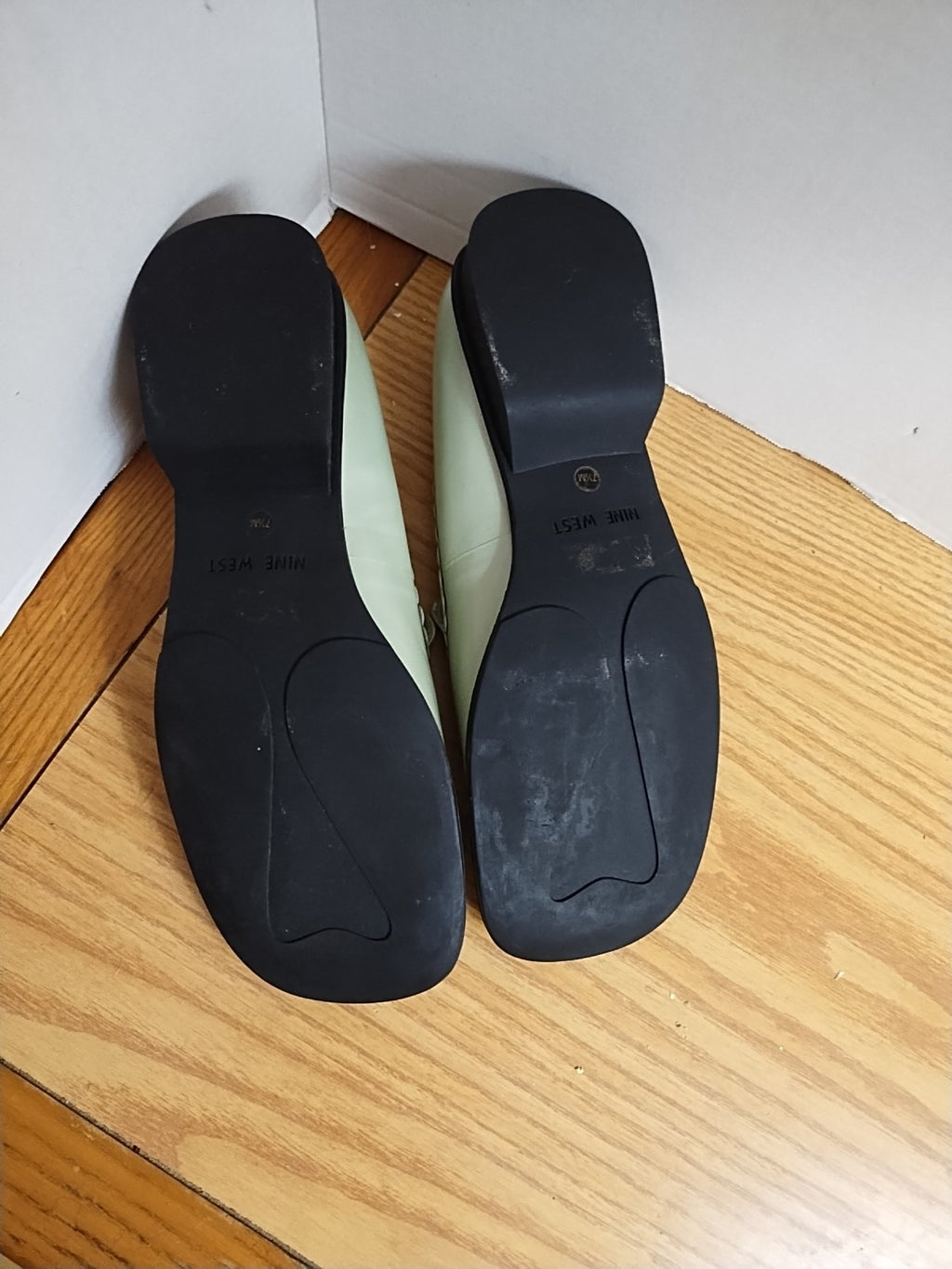 Nine West Women Shoes size 7.5