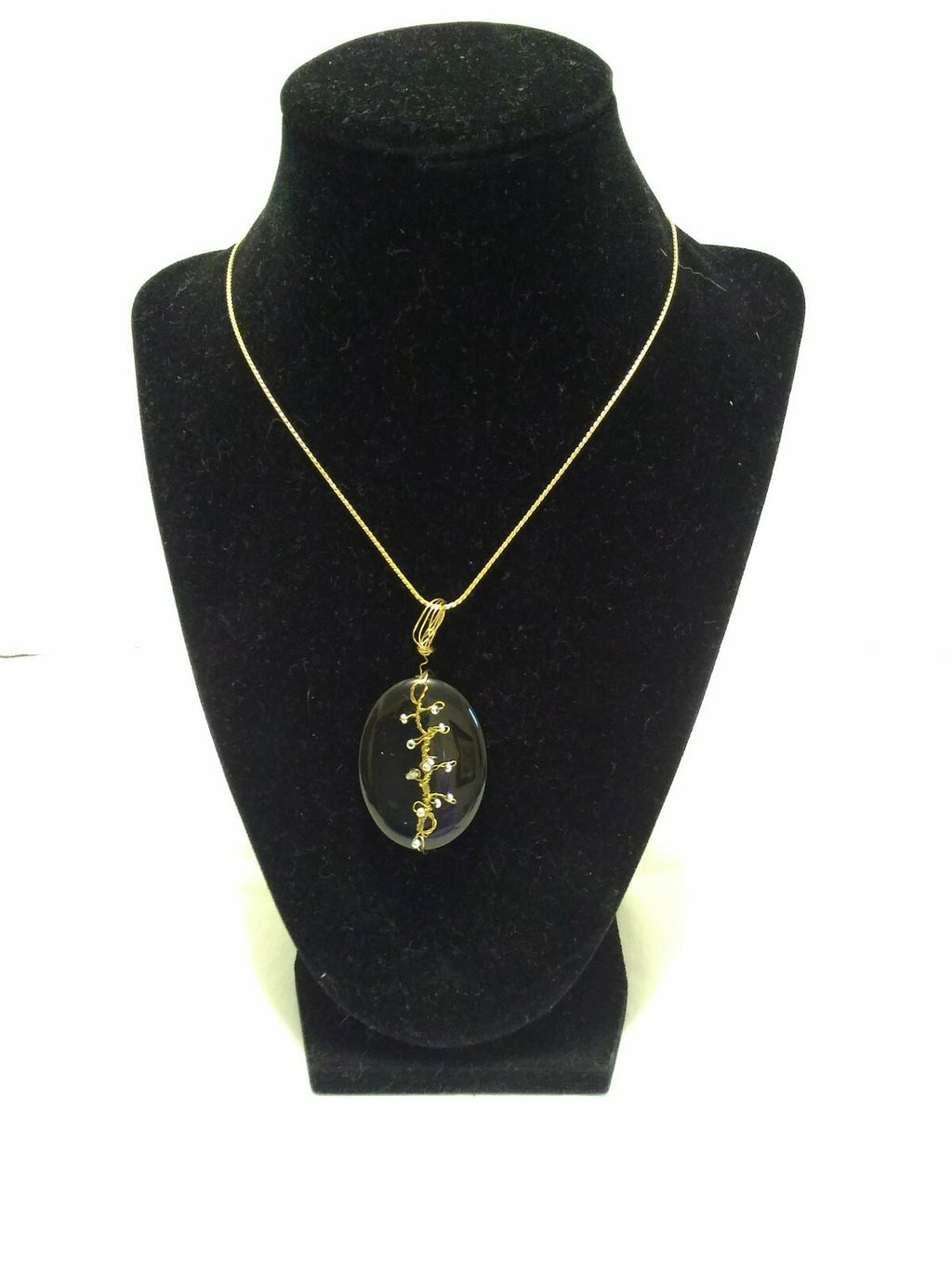Oval Natural Black Pendant Necklace