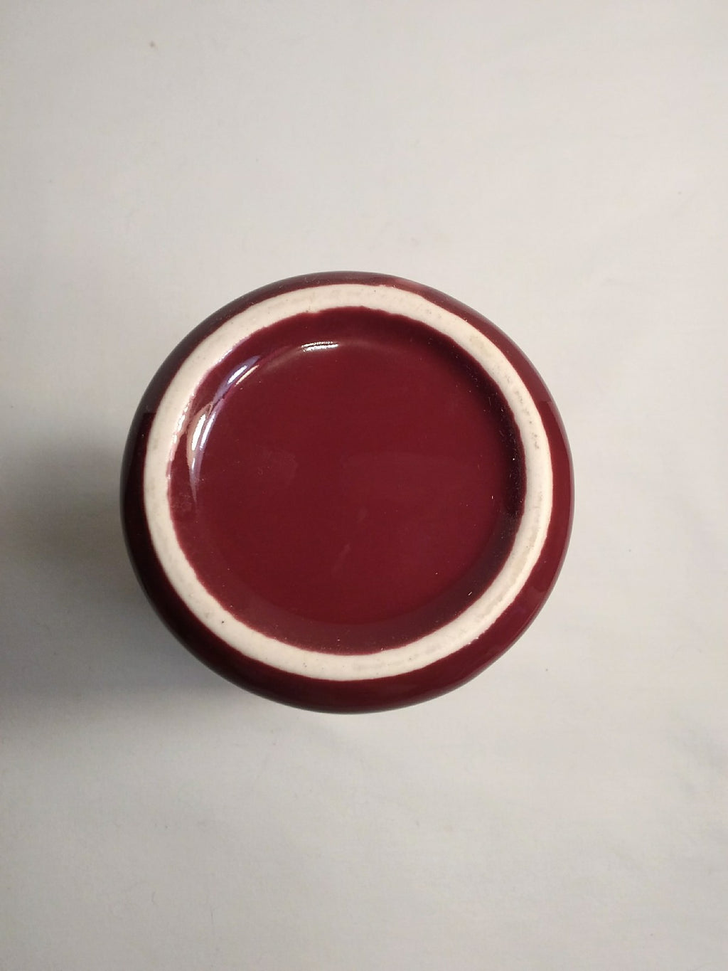 Peacock Gold Rim Vase with Gold Accents