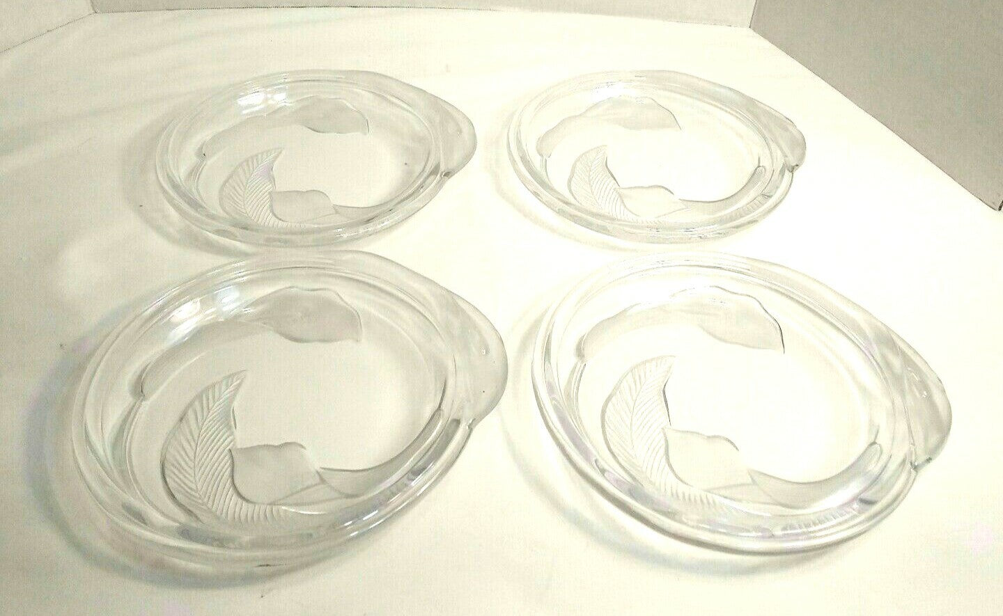 Vintage Decorative Clear Glass Fruit Plates Dessert Salad Appetizers 7" Set of 4