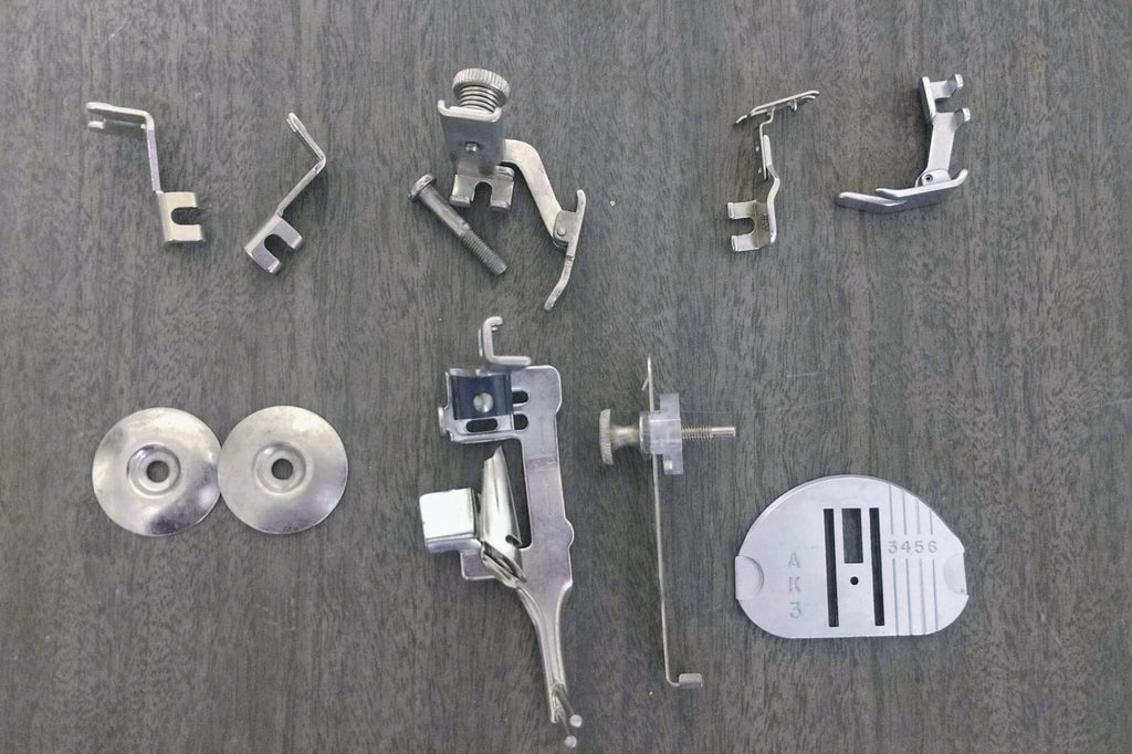 Singer Vintage Sewing Machine Attachments Class 600 Machine