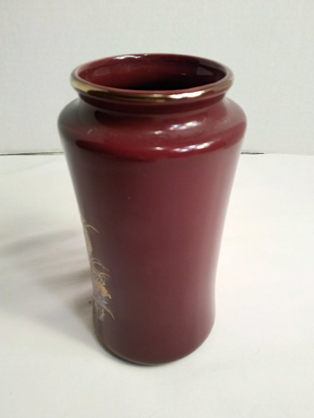 Peacock Gold Rim Vase with Gold Accents